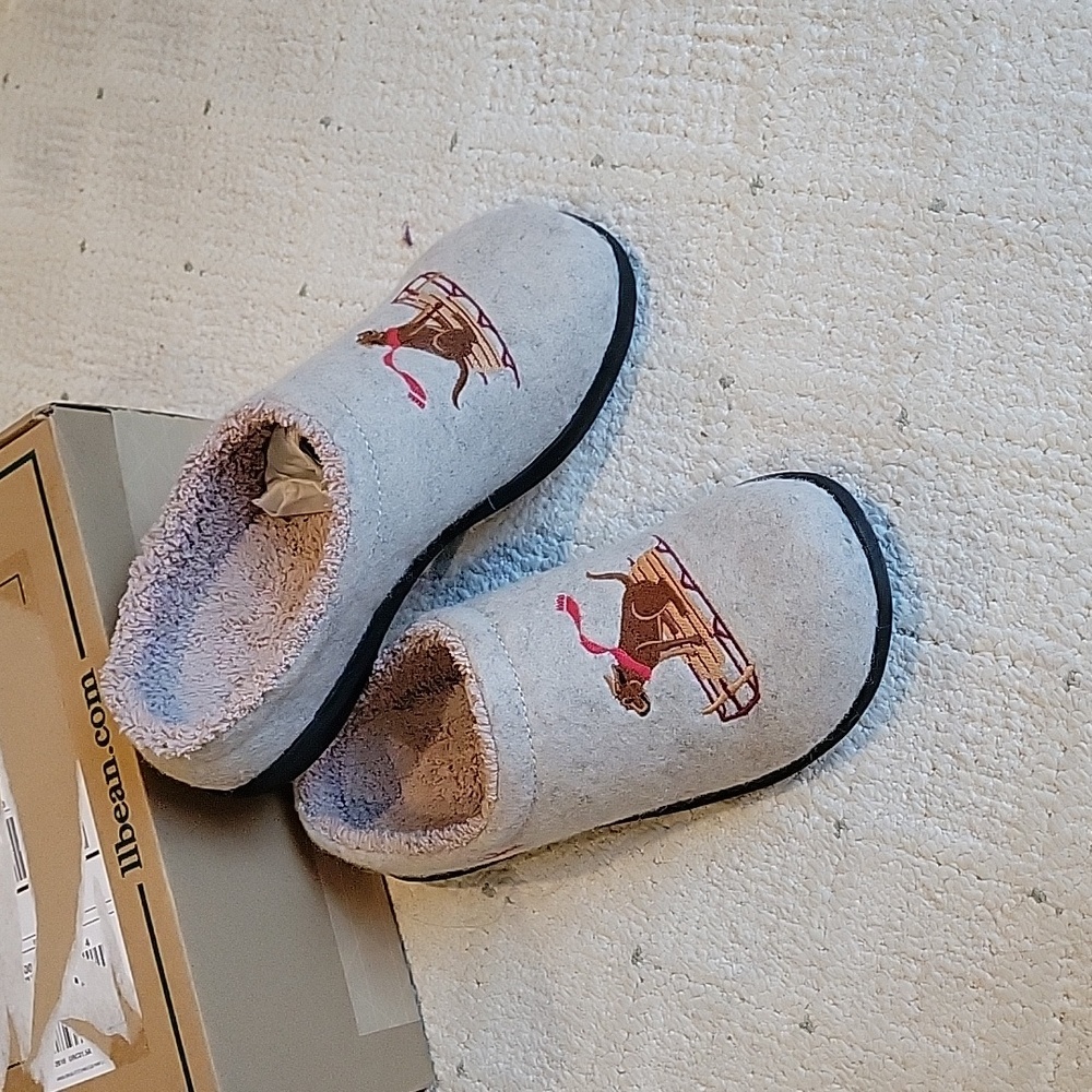 L.L.BEAN Daybreak Scuff Motif 2 slippers, women's size 7M